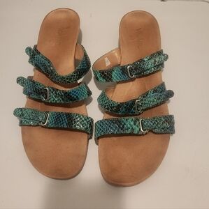 Vionic Comfort Wedge Sandal In Teal Snake Print